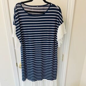 Stretchy dress with flowy arms,0XL